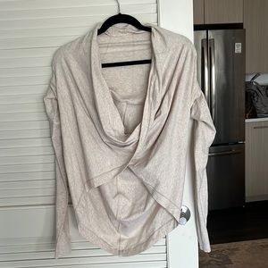 Lululemon sweatshirt